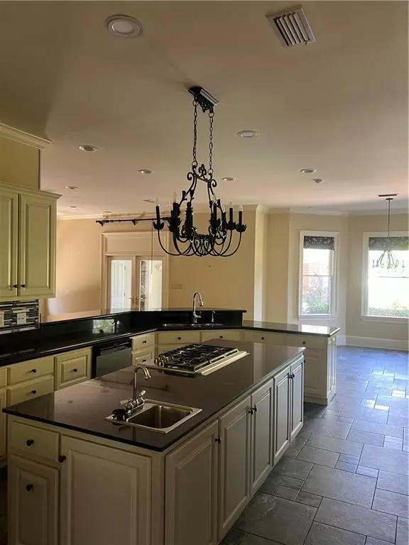 Mobile, AL 36608,3598 Provident CT