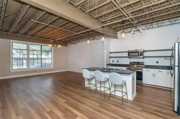 Mobile, AL 36602,308 St Louis ST #109