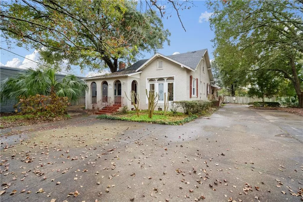 Mobile, AL 36604,1411 Government ST