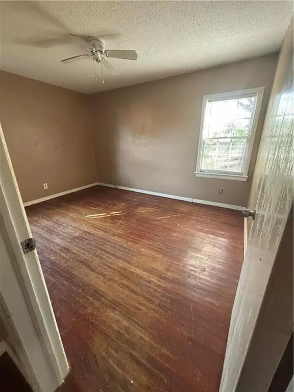 Mobile, AL 36606,919 Rowell ST