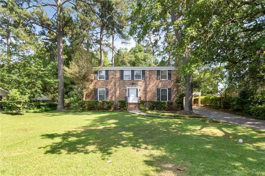 1805 Indian Creek DR N, Mobile, AL 36607