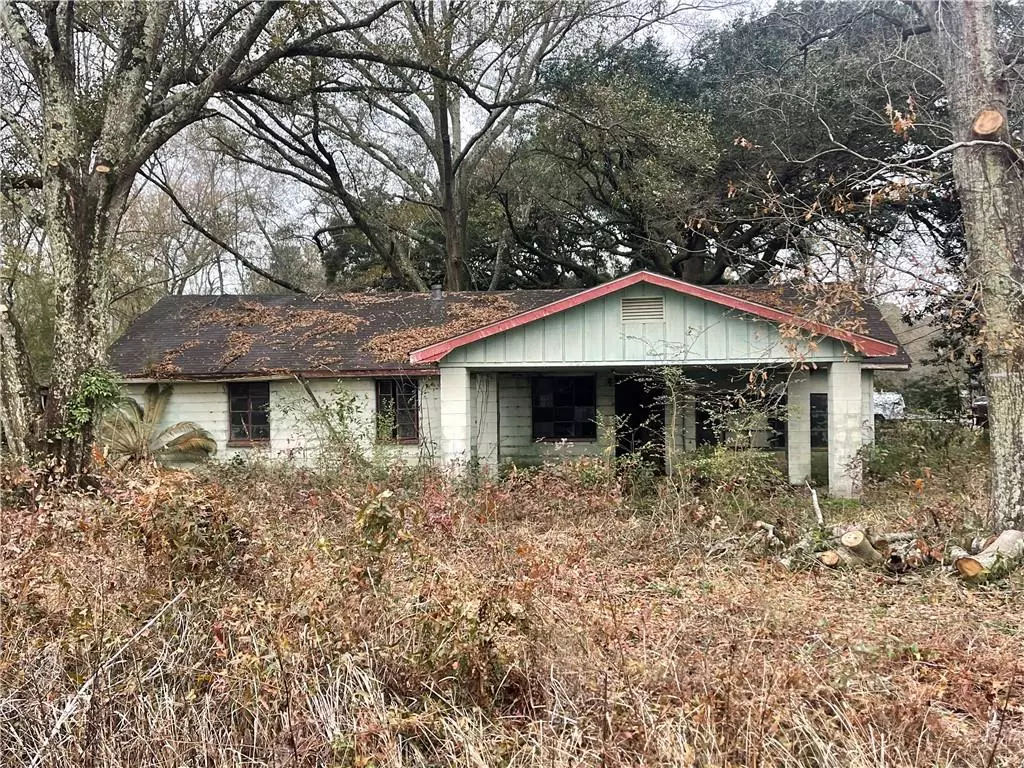 Theodore, AL 36582,5541 Clyde DR
