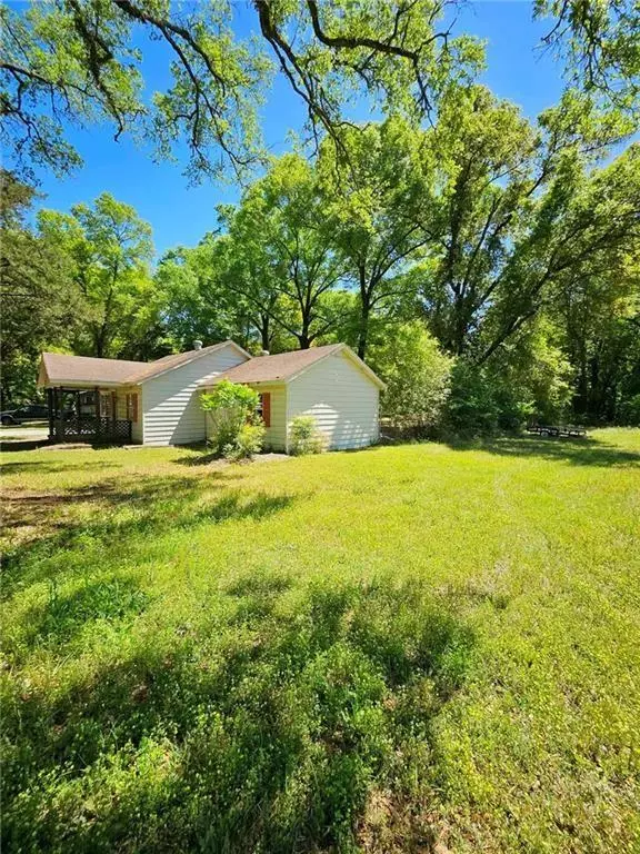 Satsuma, AL 36572,134 Dewitt AVE