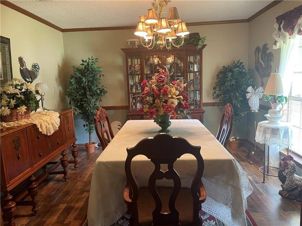 Eight Mile, AL 36613,5741 Carrick RD