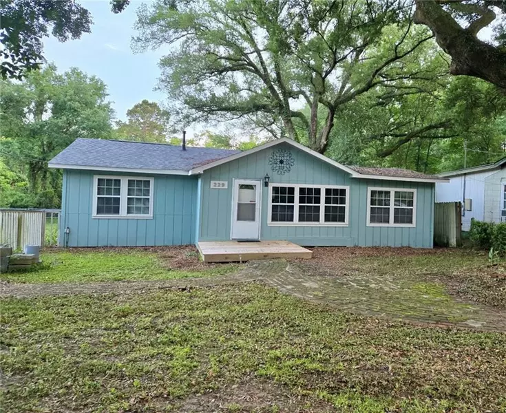 229 Lillian AVE, Saraland, AL 36571