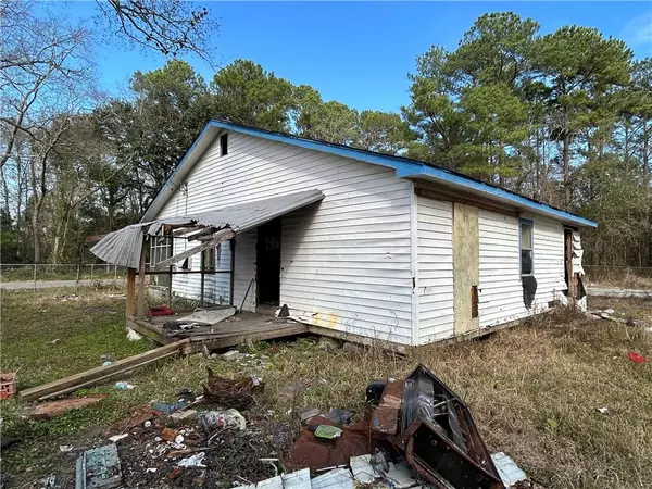 Bayou La Batre, AL 36509,9045 Rabby ST W