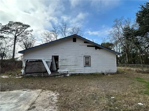 Bayou La Batre, AL 36509,9045 Rabby ST W