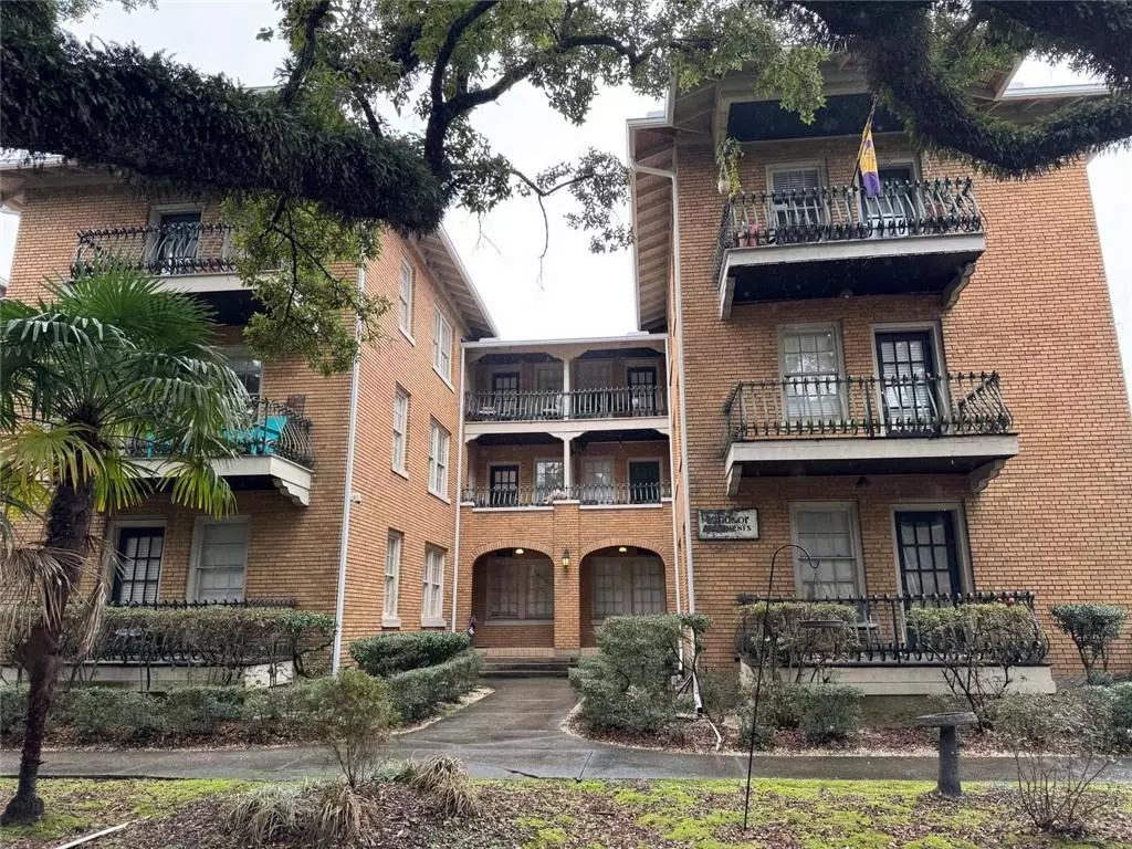 Mobile, AL 36604,1600 Government ST #1A