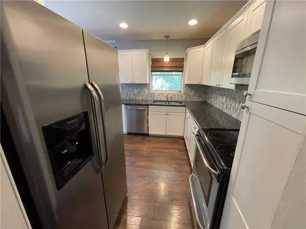 Mobile, AL 36606,271 Jennings CT