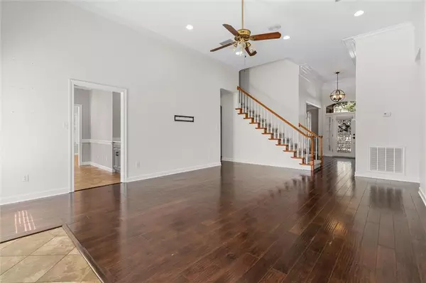 Mobile, AL 36693,6301 Charlestowne DR