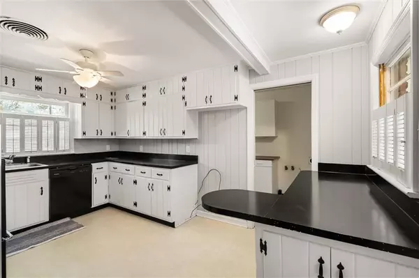 Mobile, AL 36693,1166 Skyland CIR E