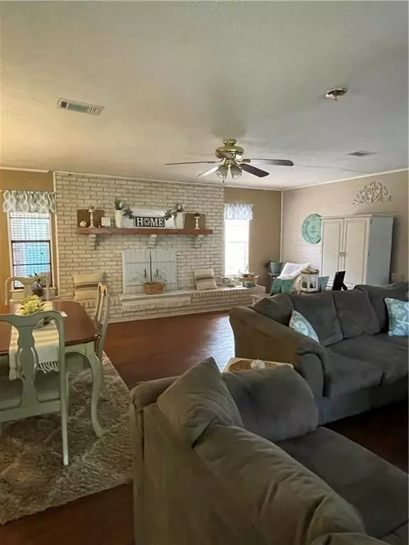 Irvington, AL 36544,7781 Pecan DR S