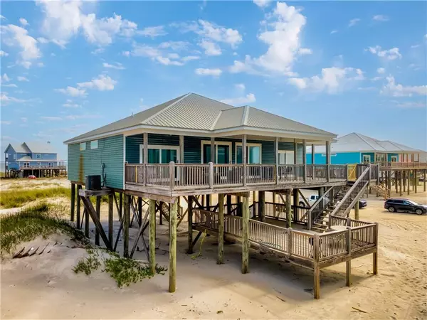 105 Tierra CT, Dauphin Island, AL 36528