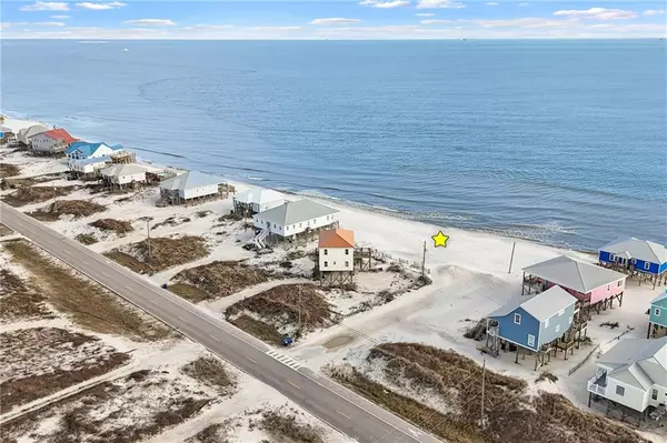 104 Seneca CT, Dauphin Island, AL 36528