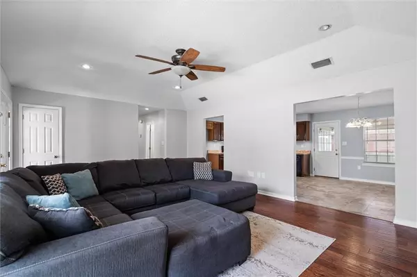 Theodore, AL 36582,6363 Woodside DR S