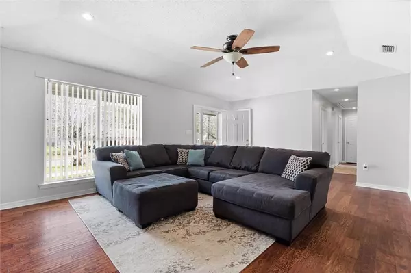 Theodore, AL 36582,6363 Woodside DR S