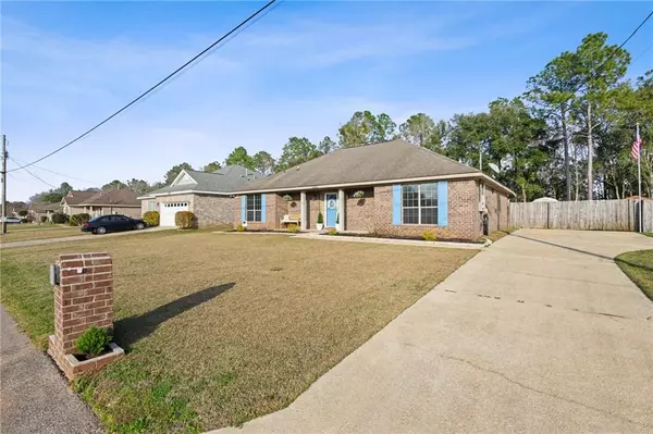 Grand Bay, AL 36541,5409 Leann DR