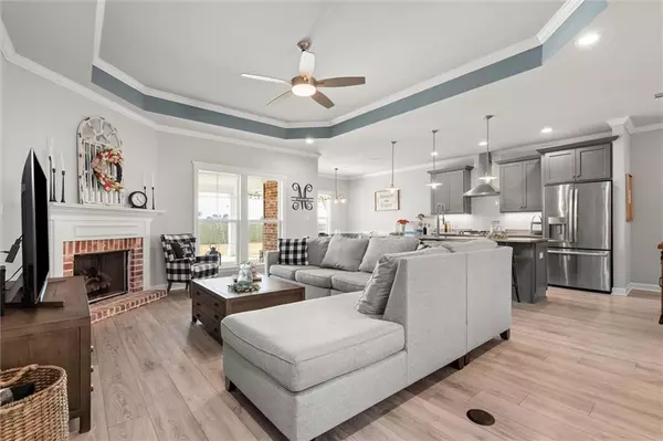 Theodore, AL 36582,9025 Moses WAY