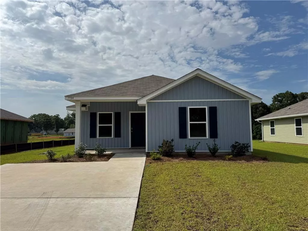 Theodore, AL 36582,7724 Oakmont DR N