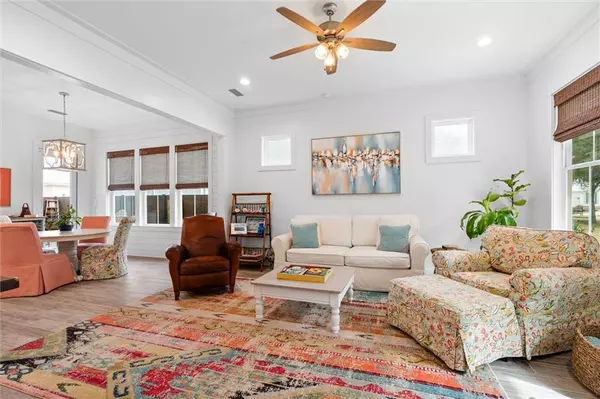 Gulf Shores, AL 36542,2620 Chastain ST
