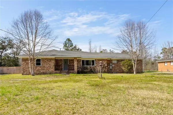 551 Shelton Beach RD N, Eight Mile, AL 36613