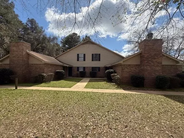 2425 Norton's LN #D, Mobile, AL 36605