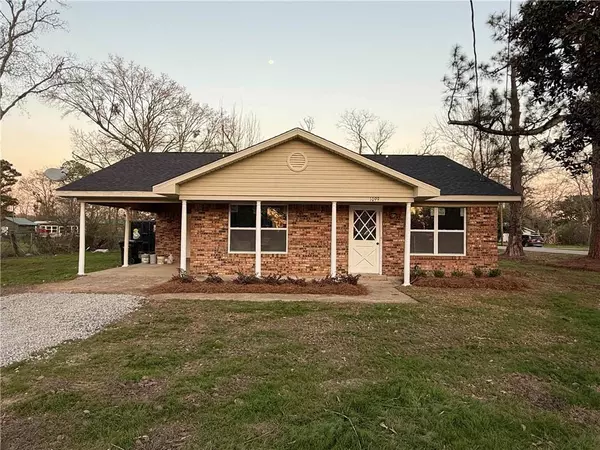 1099 Walnut ST, Loxley, AL 36551