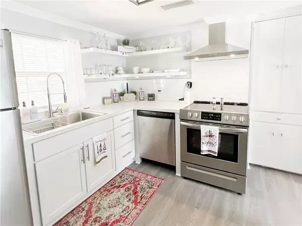 Mobile, AL 36606,2156 Clearmont ST