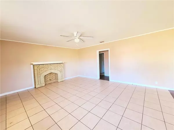 Prichard, AL 36610,210 Irby ST