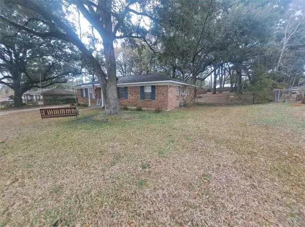 Mobile, AL 36693,5504 Highland RD