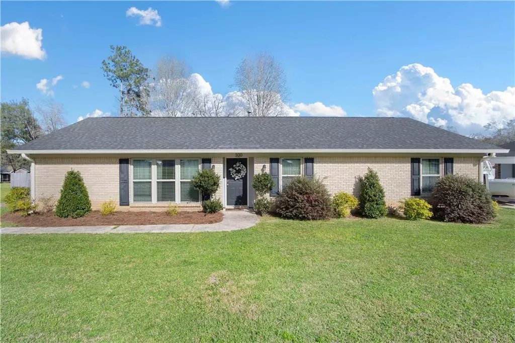 Saraland, AL 36571,300 Chase DR