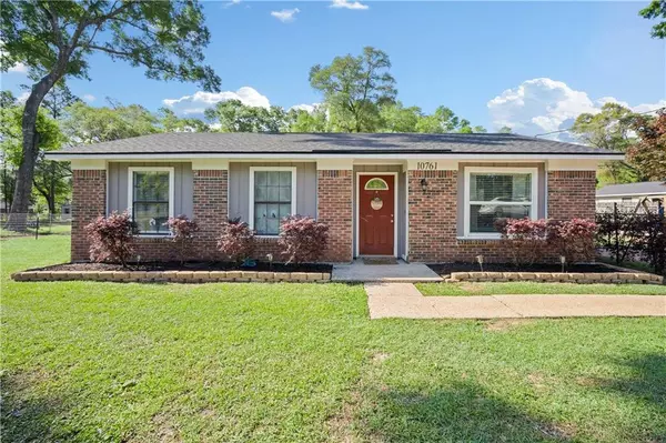 10761 Somerset RD, Grand Bay, AL 36541