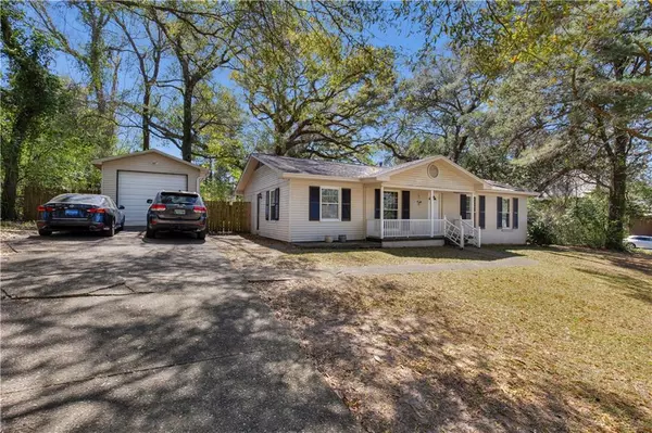 Mobile, AL 36608,5471 Hilltop DR S