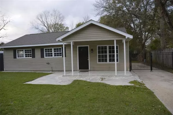 3018 Louise DR N, Mobile, AL 36606