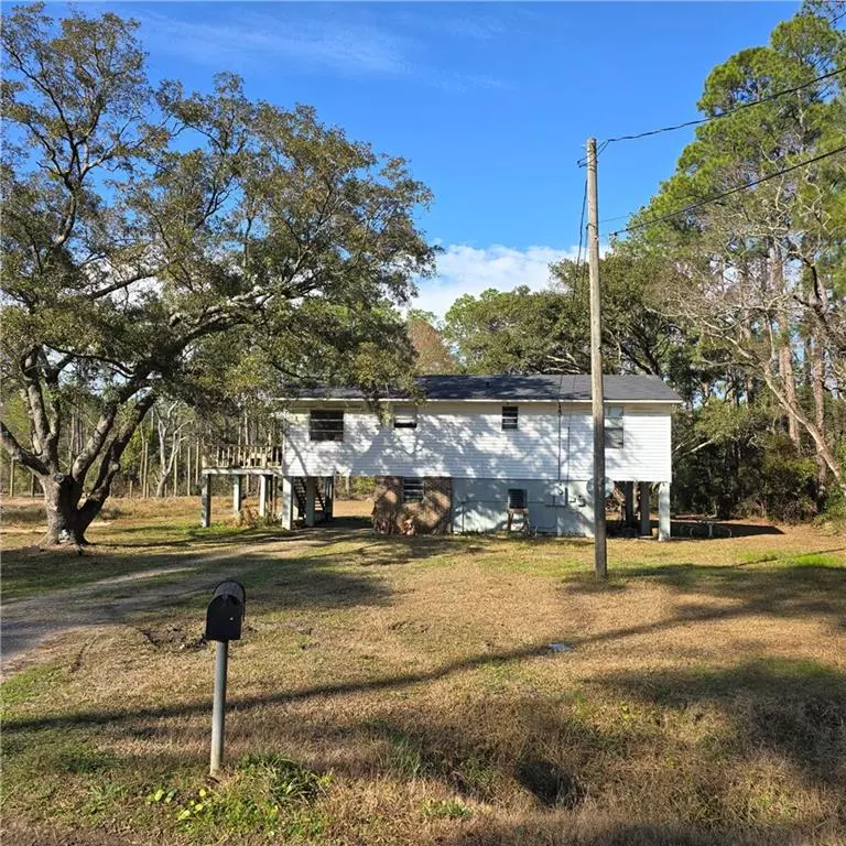 Coden, AL 36523,4985 Morris DR E
