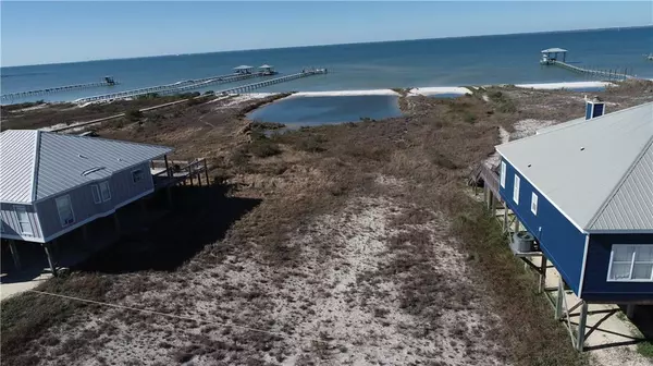 Dauphin Island, AL 36528,2338 Island Shores DR