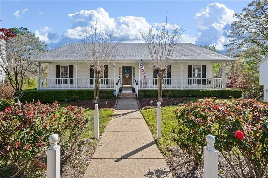 Mobile, AL 36695,461 Lakeview DR W