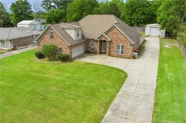 3280 Mcfarland RD, Mobile, AL 36695