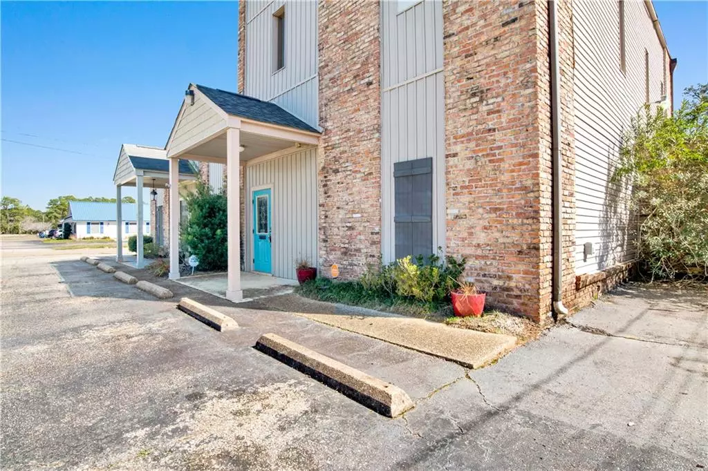 Mobile, AL 36609,1013 Downtowner BLVD