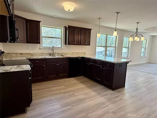 Mobile, AL 36618,1178 Forest Glen DR S