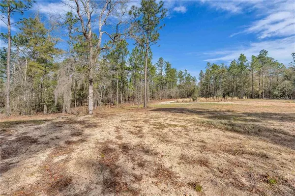 Bay Minette, AL 36507,8190 Dixon RD