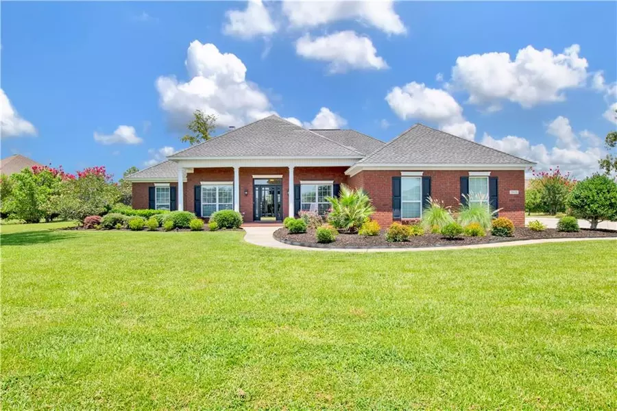 3659 Prestwick CIR, Gulf Shores, AL 36542