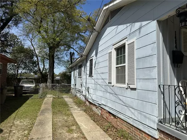 Mobile, AL 36606,1464 Barkley DR W