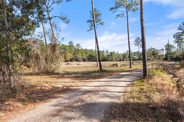 29883 Kingdom LN, Elberta, AL 36530