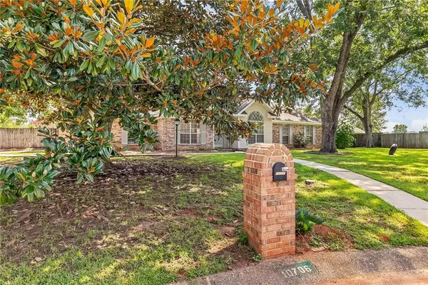 Mobile, AL 36695,10706 Hunters CT W