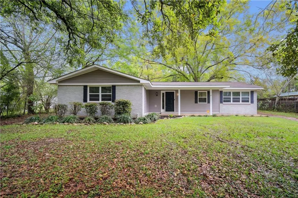 Semmes, AL 36575,9978 Downing ST