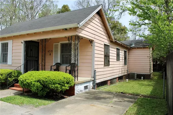 Mobile, AL 36606,459 Pinehill DR