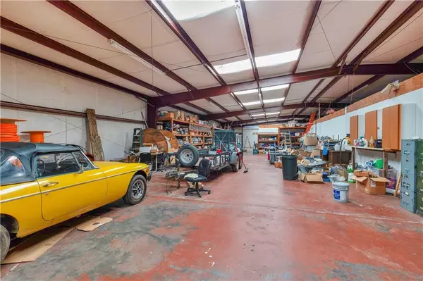 Chickasaw, AL 36611,555 Iroquois ST