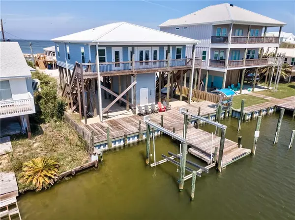 Dauphin Island, AL 36528,2215 Cadillac AVE