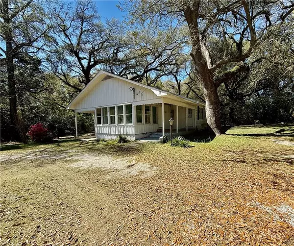 Mobile, AL 36618,5361 Moffett RD